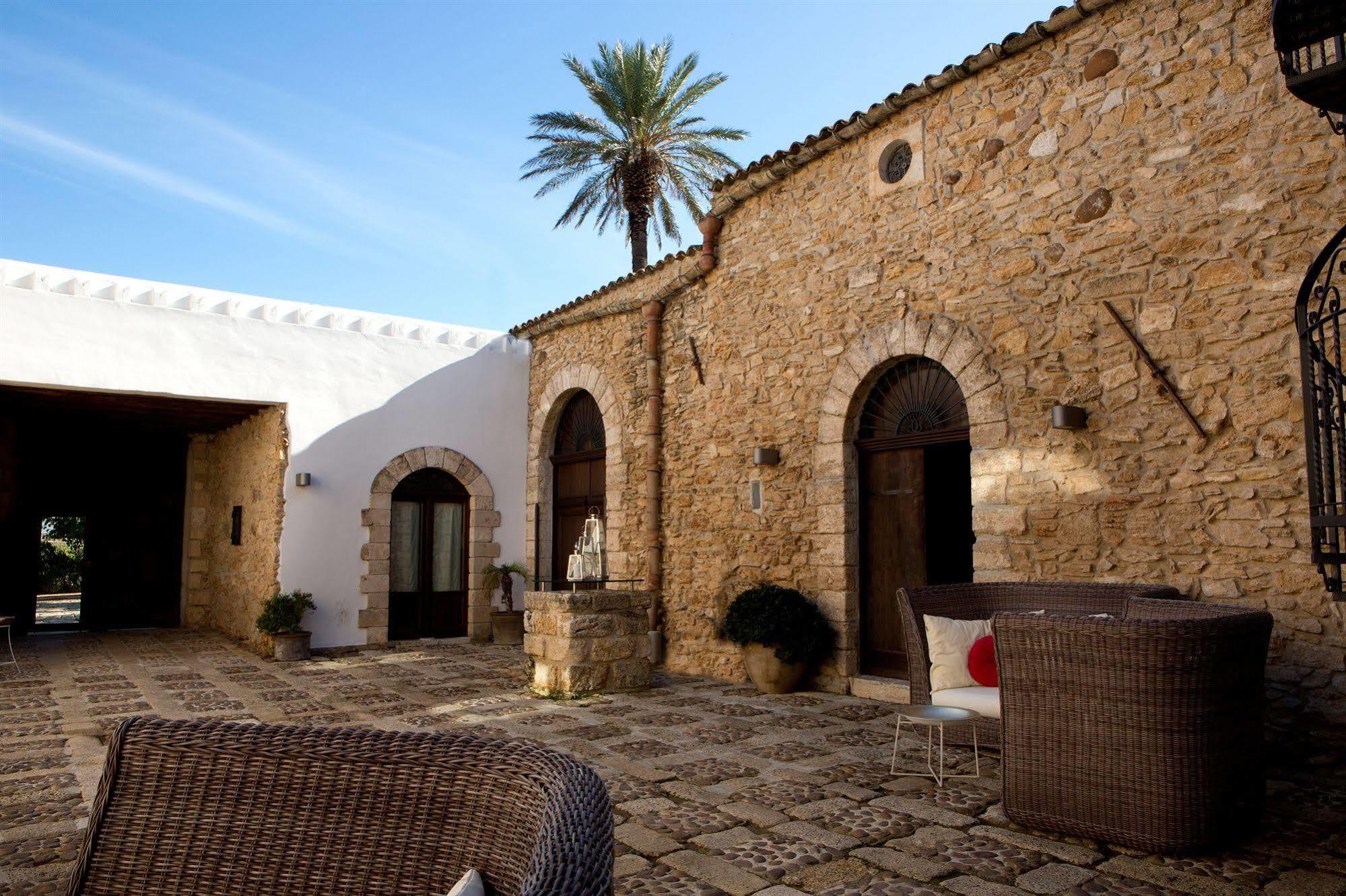 Il Baglio Della Luna Relais By Le Dhome Sicily Balestrate Exterior photo